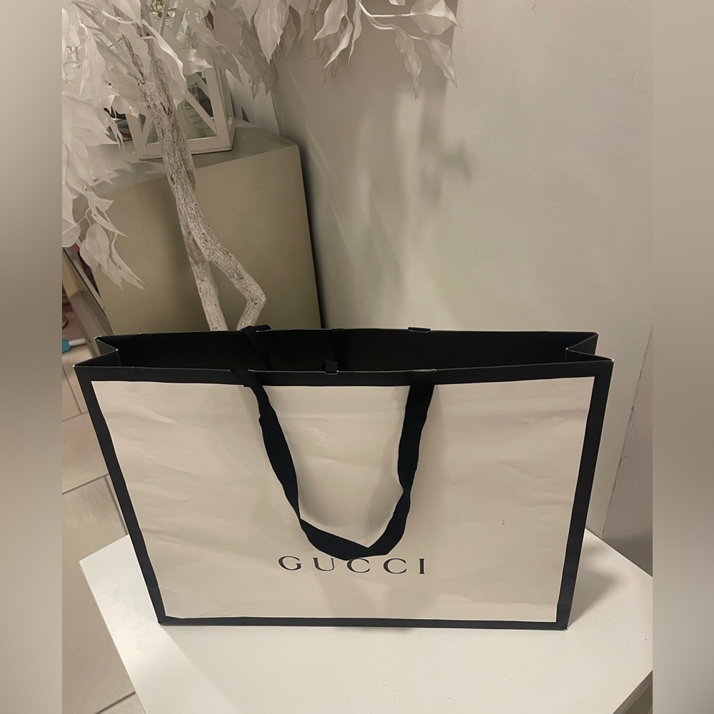 Gucci Large Gift Bag White/Black